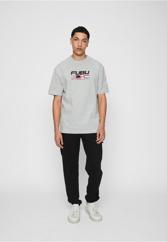 Maglietta di FUBU in grigio