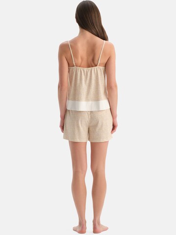 Dagi Shorty in Beige