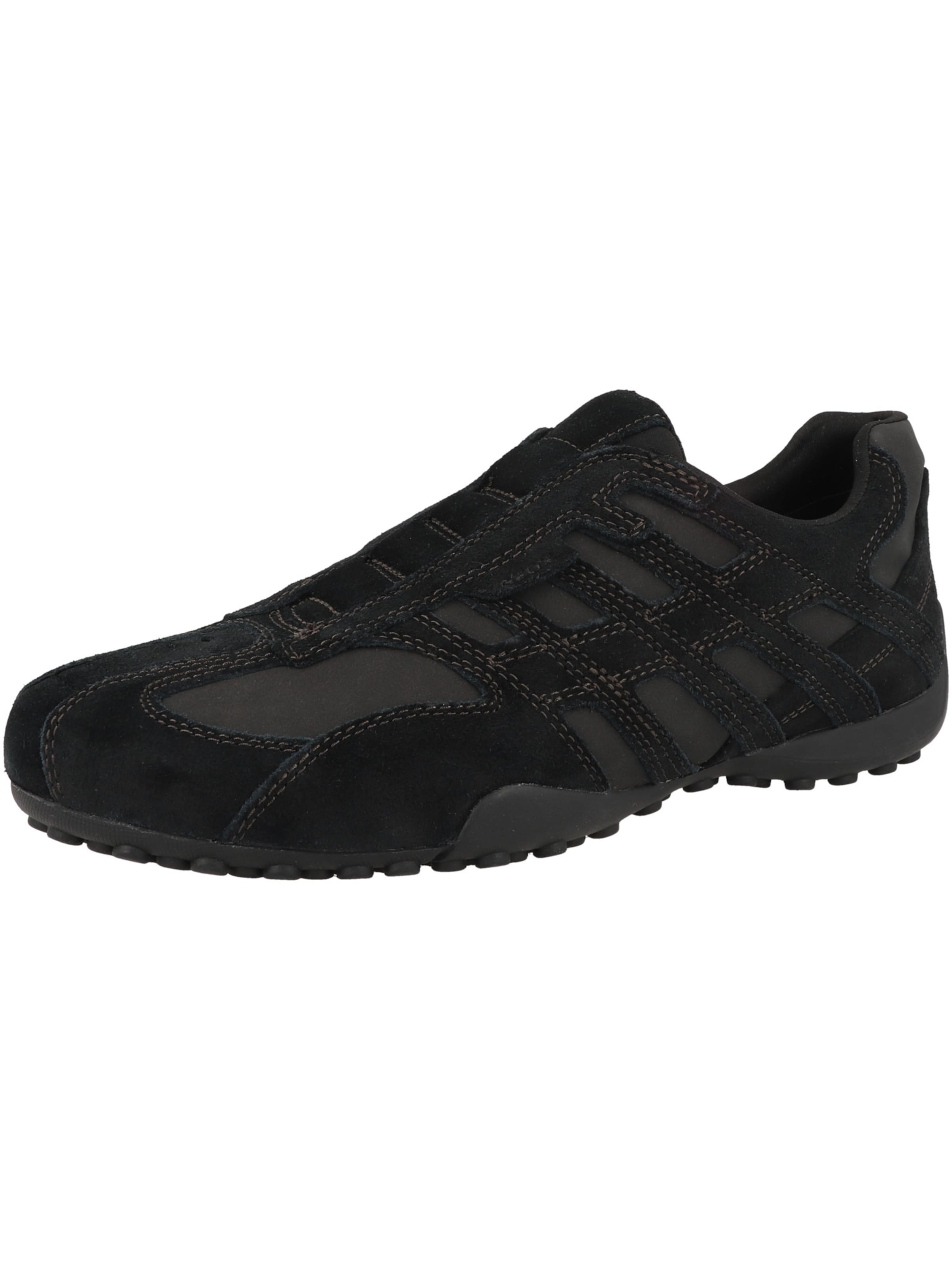 Sneaker bassa di GEOX in nero: frontale