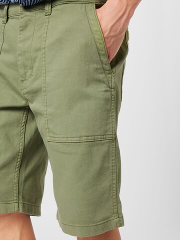 Regular Pantaloni 'Titus' de la Hailys Men pe verde