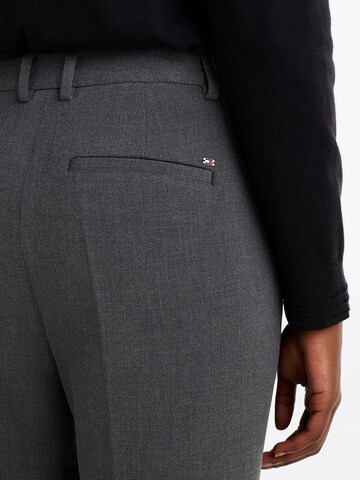 TOMMY HILFIGER Slim fit Trousers with creases in Grey
