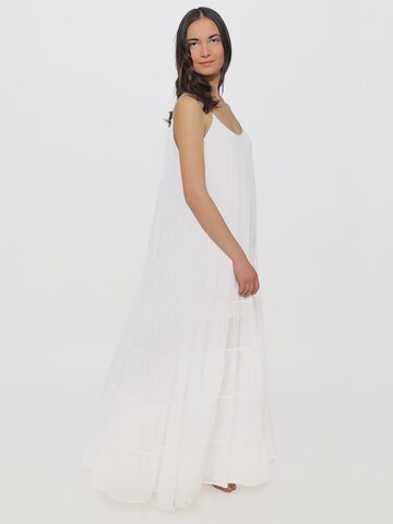 NASSAU Beach Club Dress in White