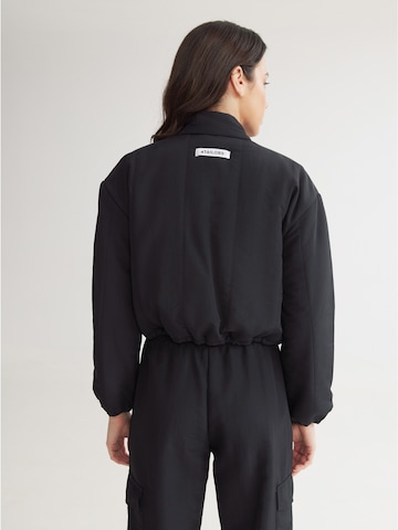Veste mi-saison 'Lit' 4TAILORS en noir