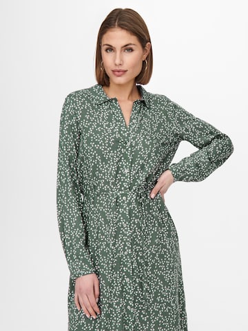 Robe-chemise 'NOVA' ONLY en vert