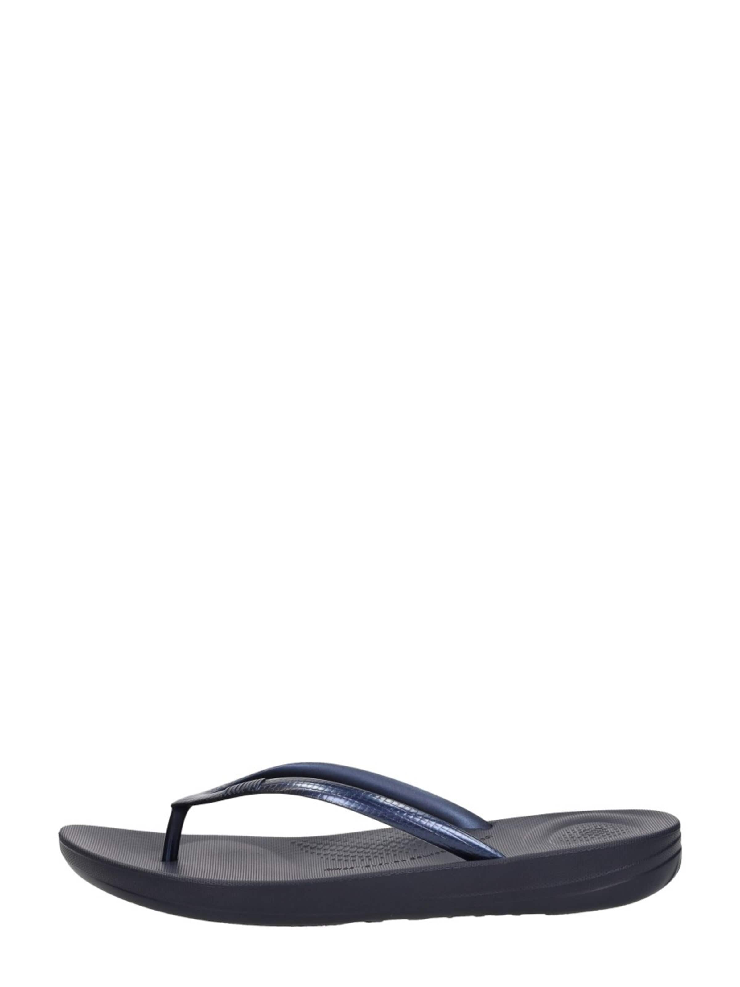 FitFlop T-Bar Sandals in Blue: front