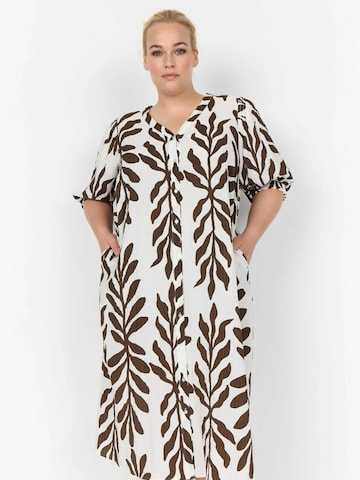 Abito camicia 'Marta' di Wasabi Concept in marrone: frontale