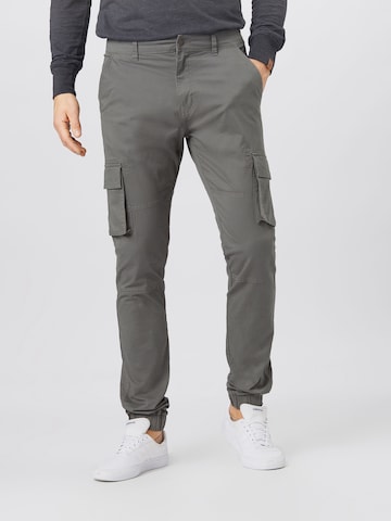 Denim Project Tapered Cargohose in Grün: predná strana