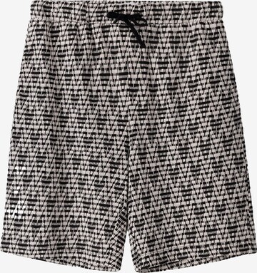 Bershka Regular Shorts in Schwarz: predná strana