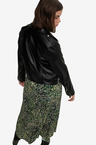 Studio Untold Between-Season Jacket in Black