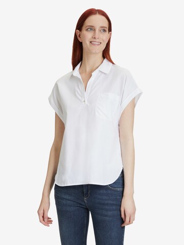 Betty & Co Blouse in White: front