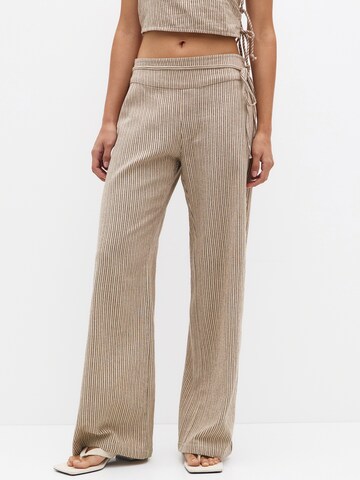 Pull&Bear Wide Leg Hose in Beige: Vorderseite
