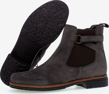 GABOR Chelsea Boots in Grau