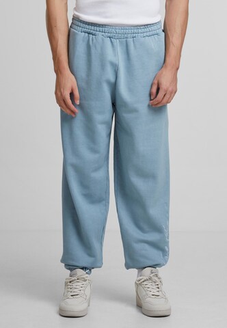 Karl Kani Loosefit Broek in Blauw: voorkant