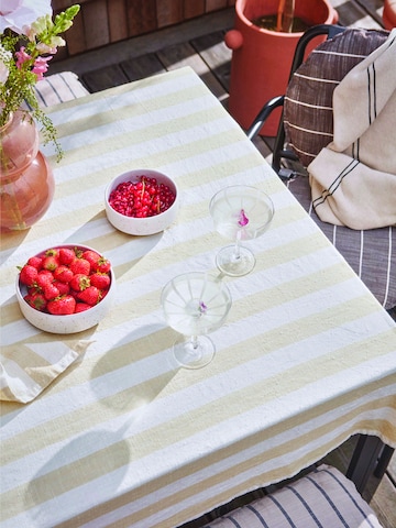 OYOY LIVING DESIGN Tablecloth in Yellow