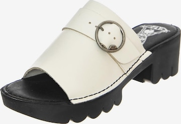 FLY LONDON Klapki 'W' Eple 519 Fly Bridle Offwhite Sandals' w kolorze biały: przód