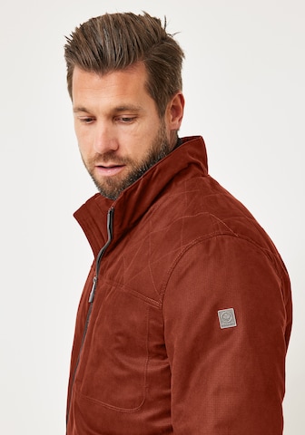 REDPOINT Between-Season Jacket in Red