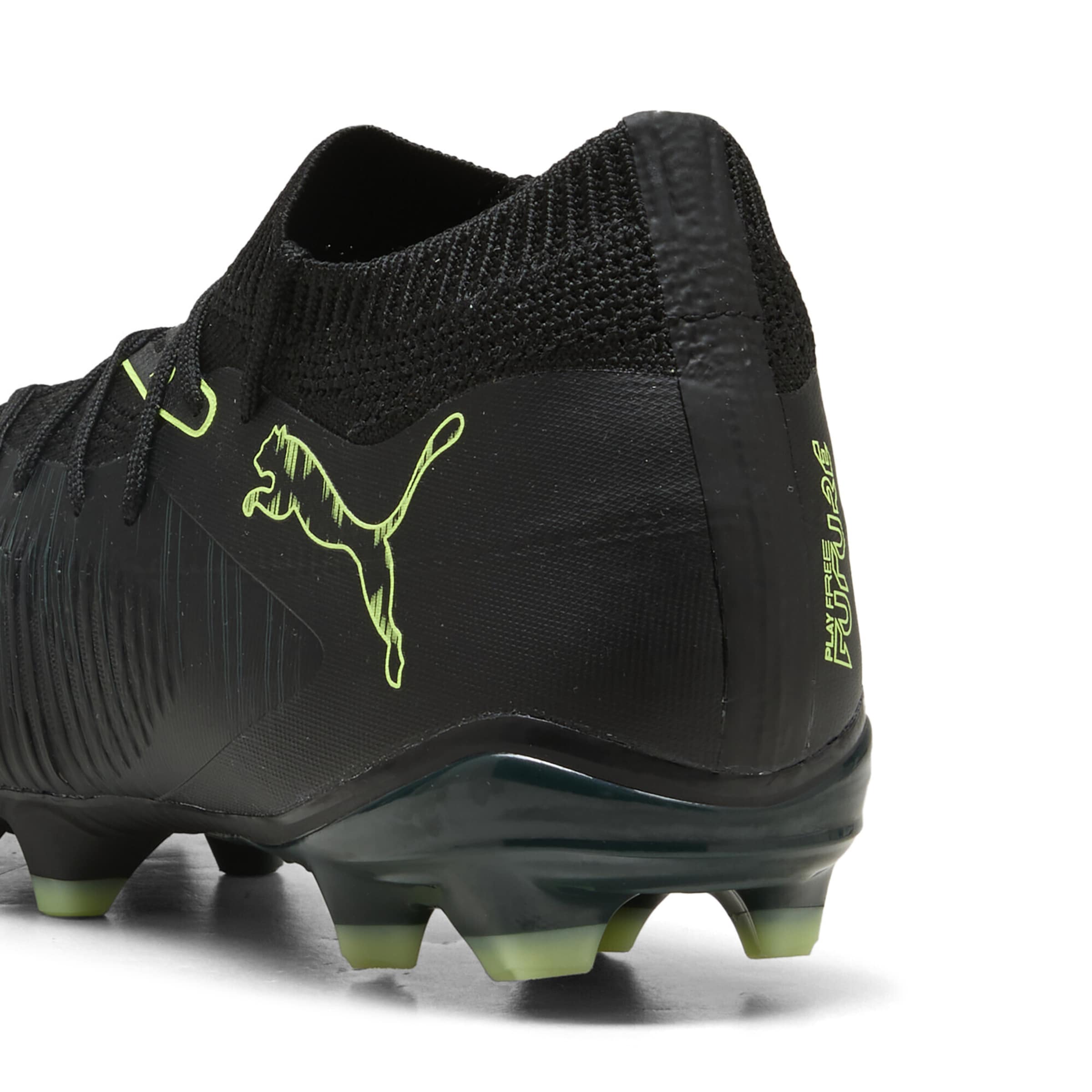 PUMA Voetbalschoen 'Future 8 Match' in Zwart