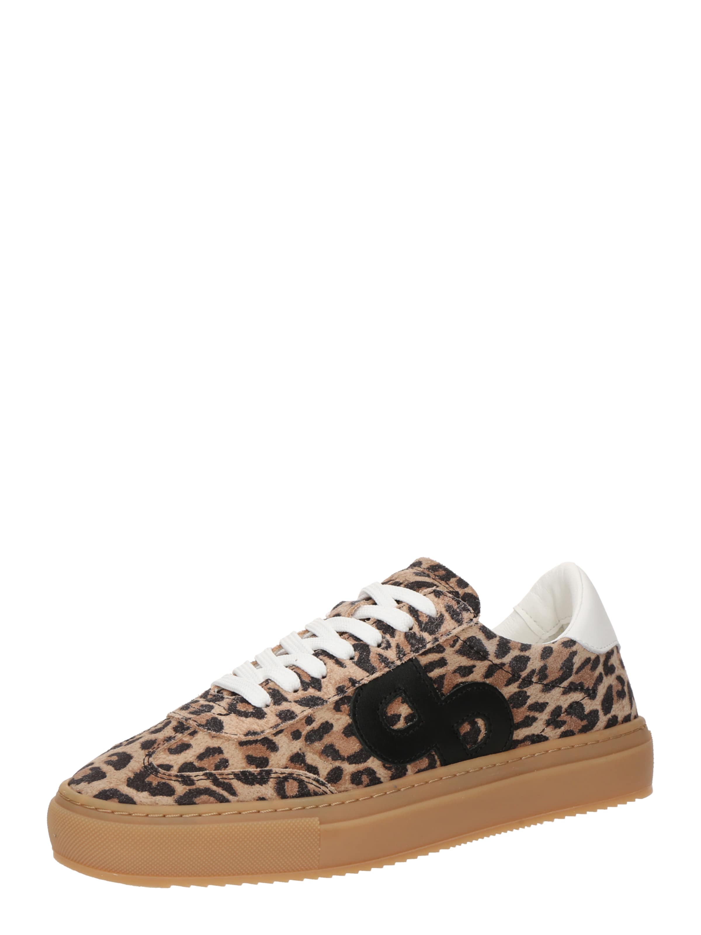 PAVEMENT Platform trainers 'Kohia' in Brown: front