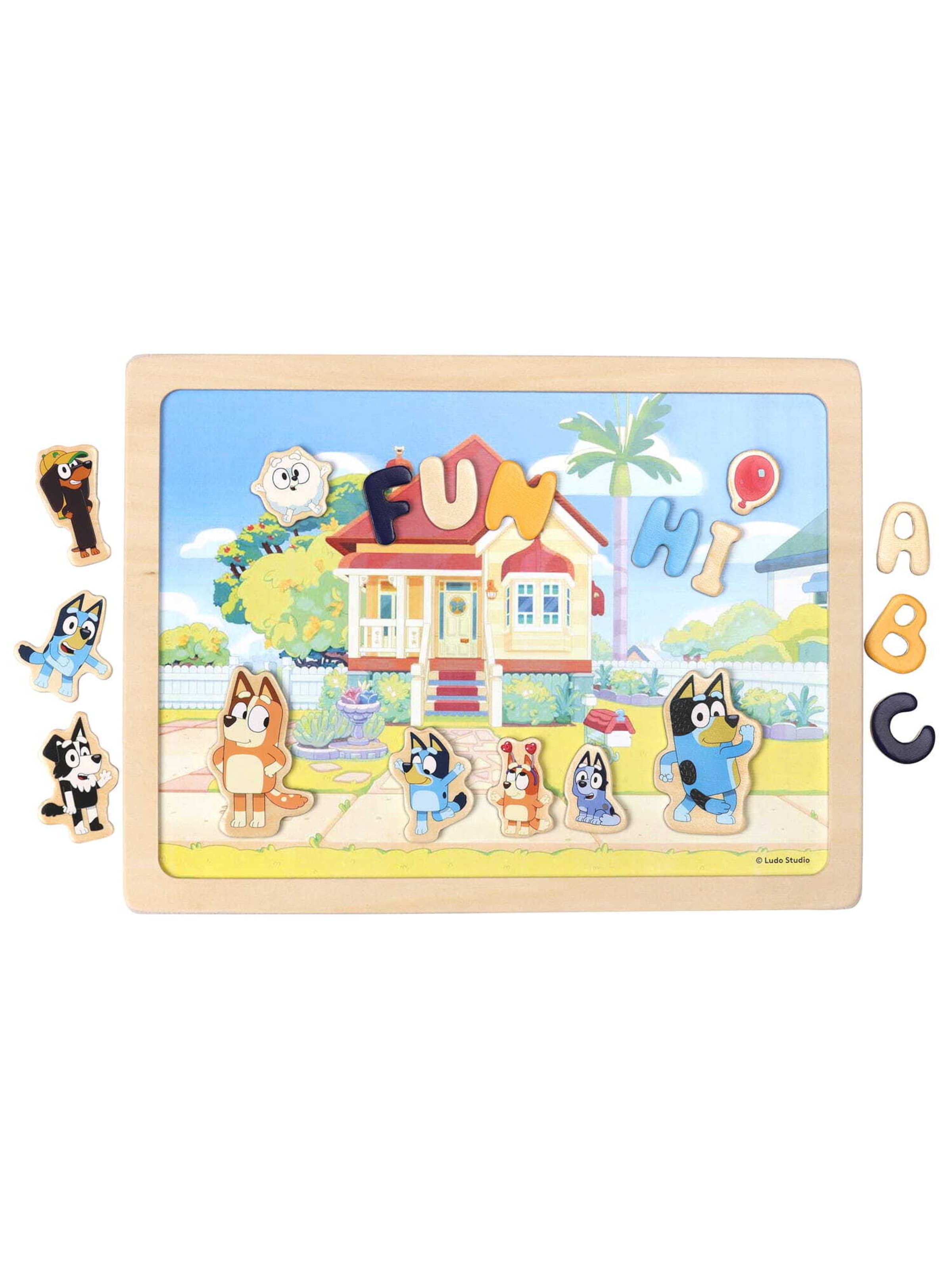 Gioco di Bluey in colori misti: frontale