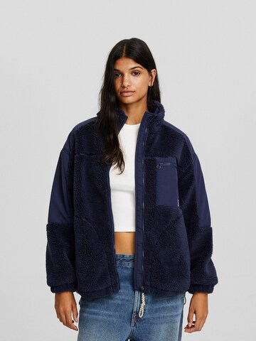 Veste mi-saison Bershka en bleu : devant