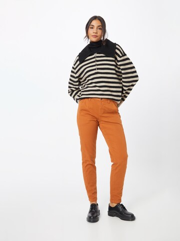 Tranquillo Regular Jeans in Orange