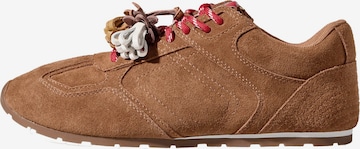 Next Platform trainers in Brown: front