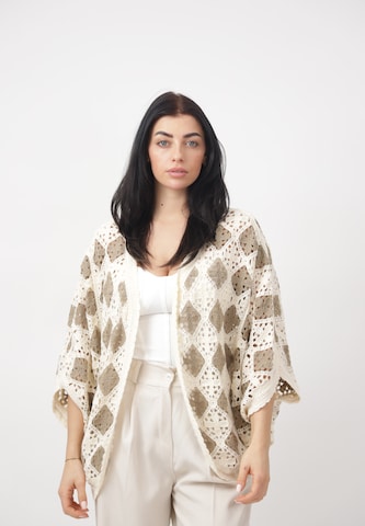 Cardigan oversize Elara en beige : devant