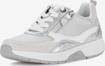GABOR Sneakers laag in Grijs: voorkant
