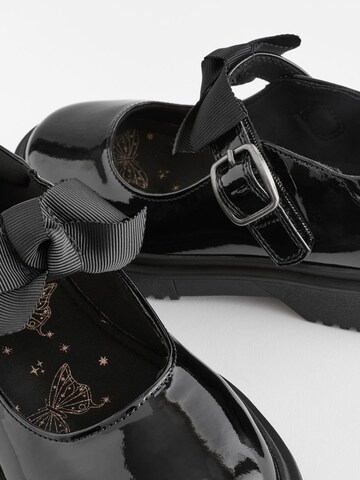 Next - Bailarina en negro
