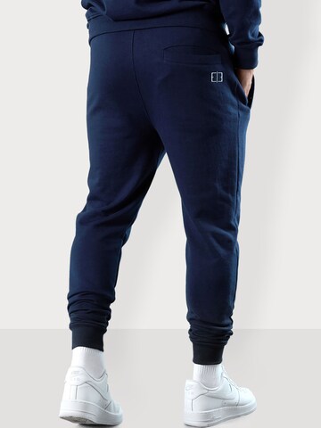 ESTEEM Slimfit Housut värissä sininen