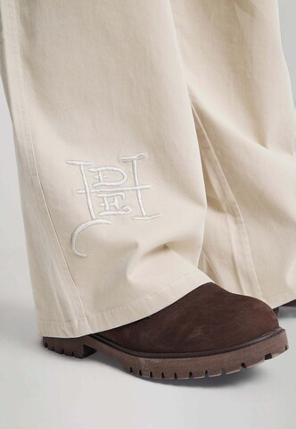 Regular Pantalon Ed Hardy en beige : devant