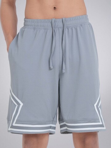 PANTONECLO Board shorts 'Pantoneclo Men’s Gym Shorts with Side Gaset' in Grey