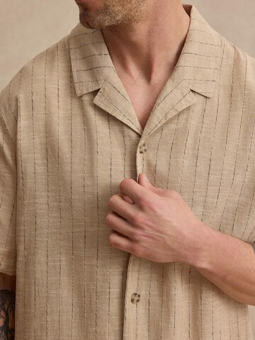 Regular fit Camicia 'Patrick' di DAN FOX APPAREL in beige