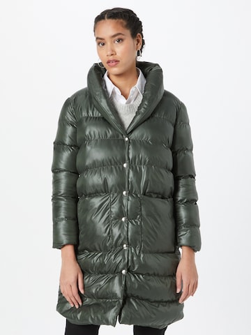 Trendyol Зимно палто в зелено: отпред