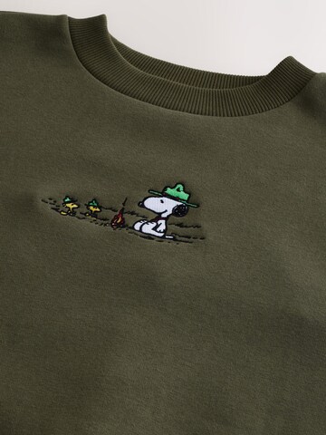 Next Collegepaita värissä vihreä