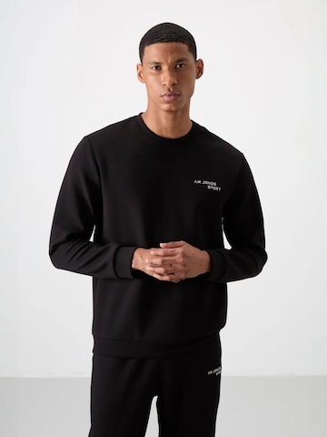 Tommy Life Joggingpak in Zwart