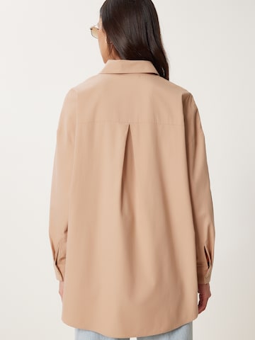Camicia da donna di Happiness İstanbul in beige