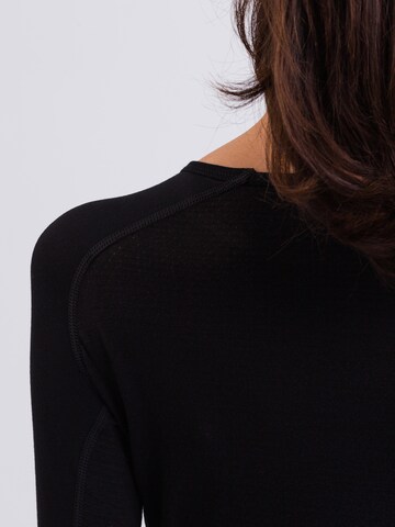 CASH-MERE.CH Performance shirt in Black