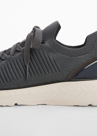 MANGO MAN Sneaker 'travel1' in Grau