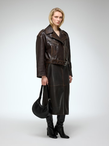 V S P Winterjacke 'Anya' in Braun