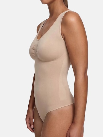 cfab (formerly creamy fabrics) - Body moldeador 'Tank Bodysuit Sculpting Shapewear mit String' en beige