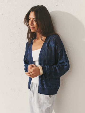 Next Вязаная кофта в Синий: спереди