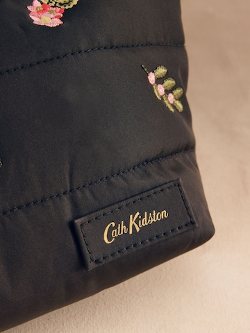 Cath Kidston Kosmetiikkalaukku värissä musta