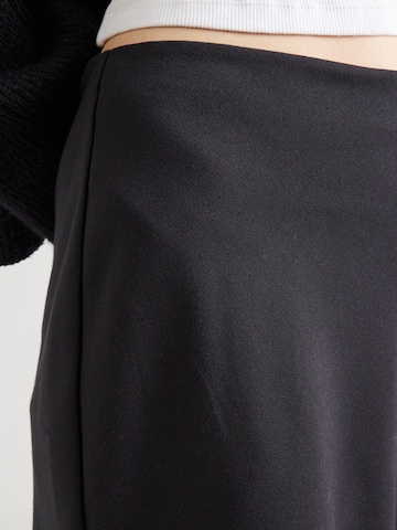 HOLLISTER Krilo 'ALINE' | črna barva