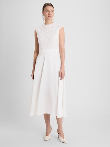 Robe 'Lilia' Guido Maria Kretschmer Women en blanc : devant