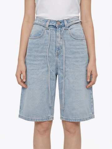 Baggy Jeans 'Pantaloni a Quarti (Quater Jeans Pant)' di Sakahi Style in blu: frontale