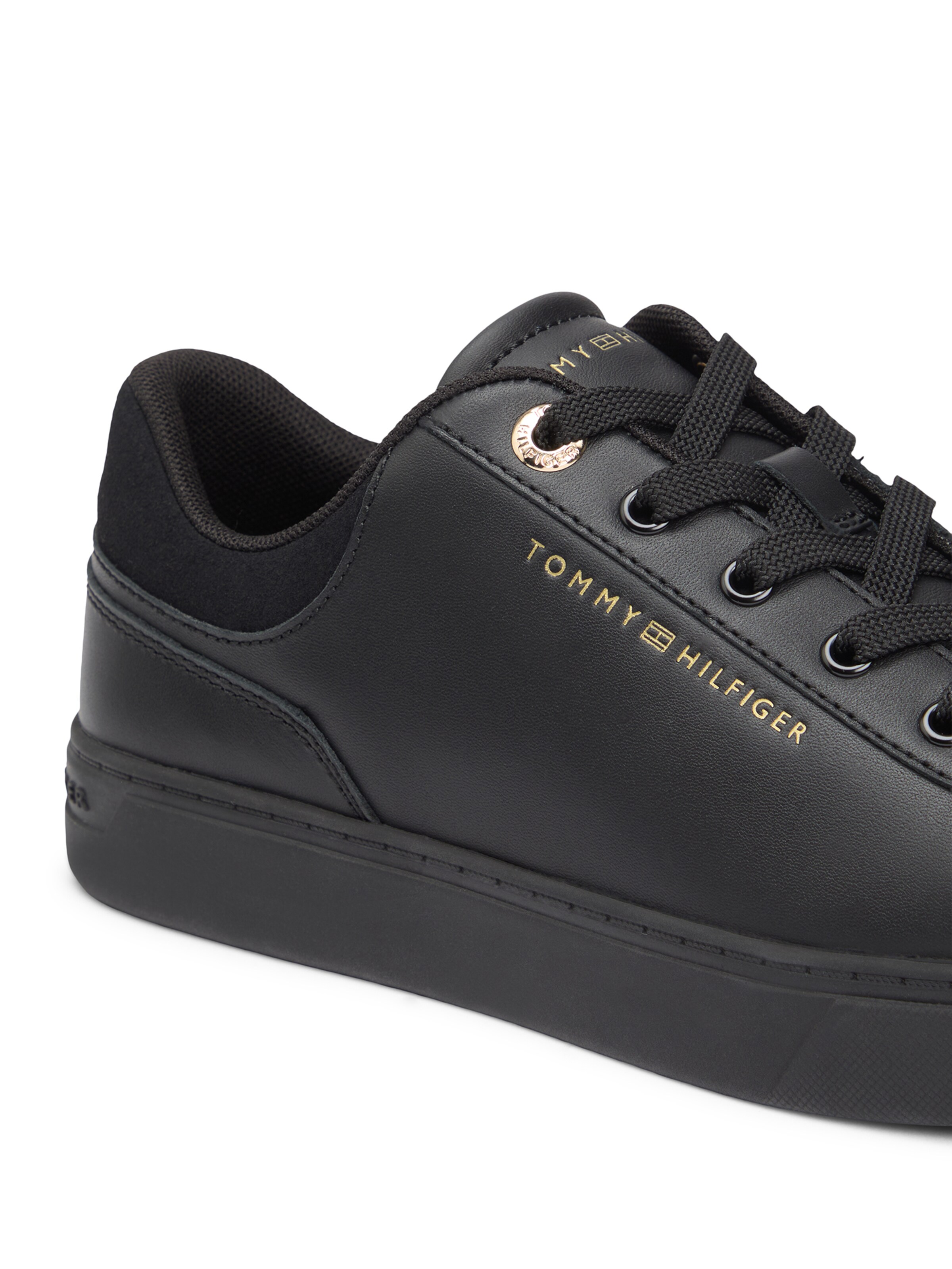Sneaker low de la TOMMY HILFIGER pe negru