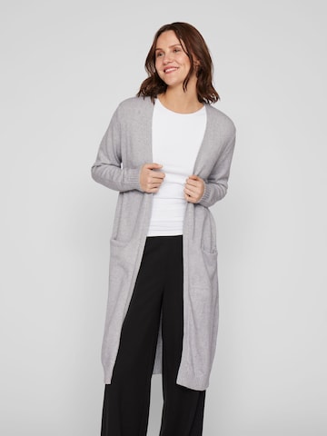Cardigan 'VIRil' VILA en gris : devant