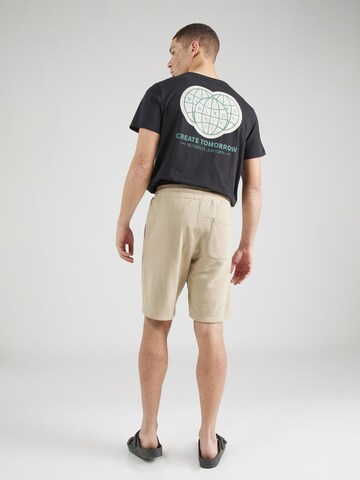 BLEND Regular Shorts in Braun