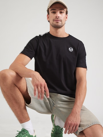 Tricou 'GRECO' de la Sergio Tacchini pe negru: față